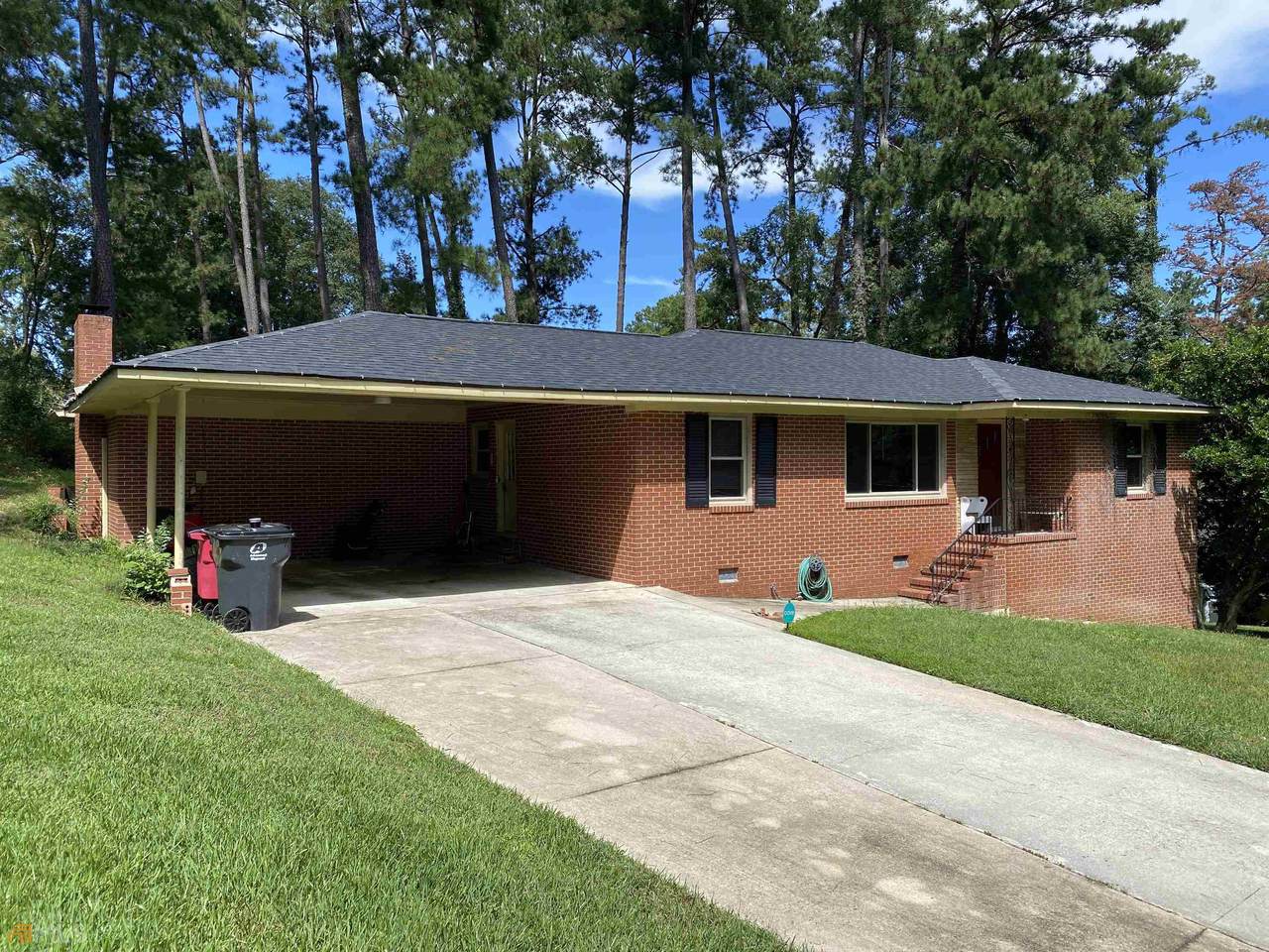 720 Forest Ridge Drive - Photo 1