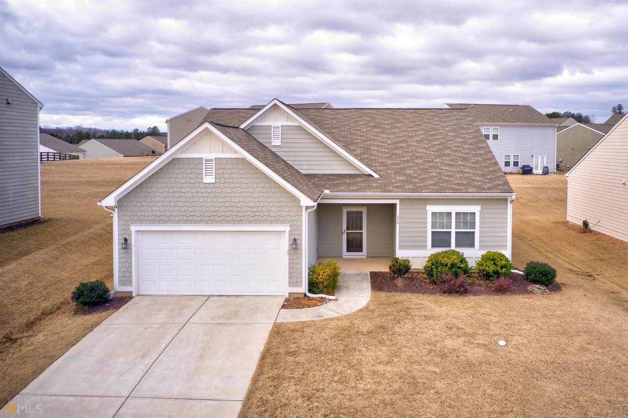215 Apalachee Drive - Photo 1