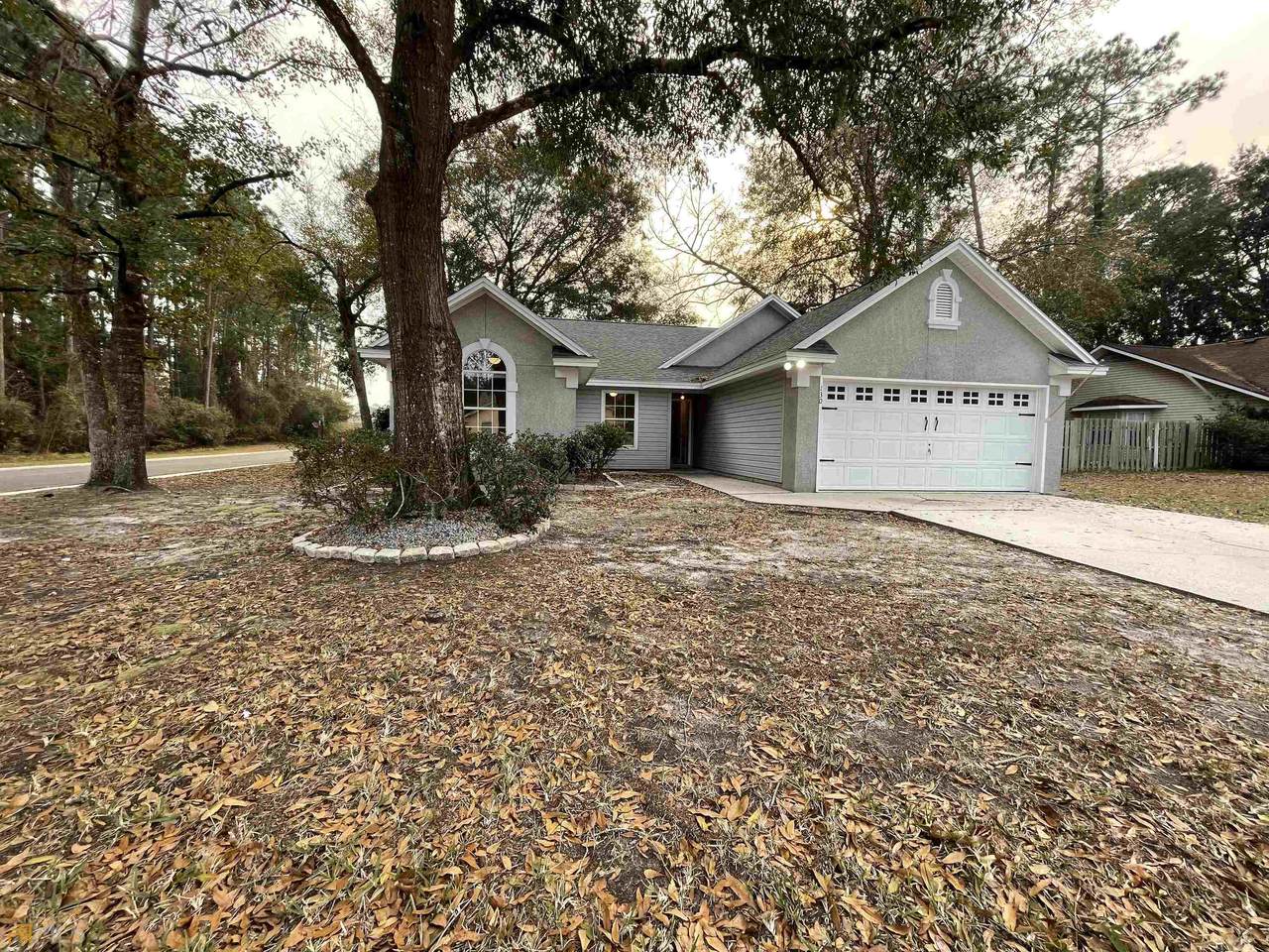 130 Dunbar Drive - Photo 1