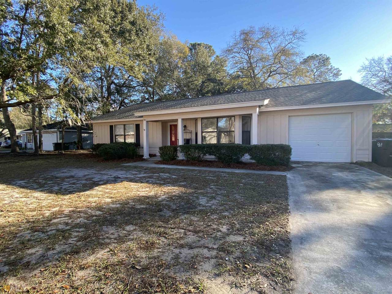 406 Pinedale Court - Photo 1