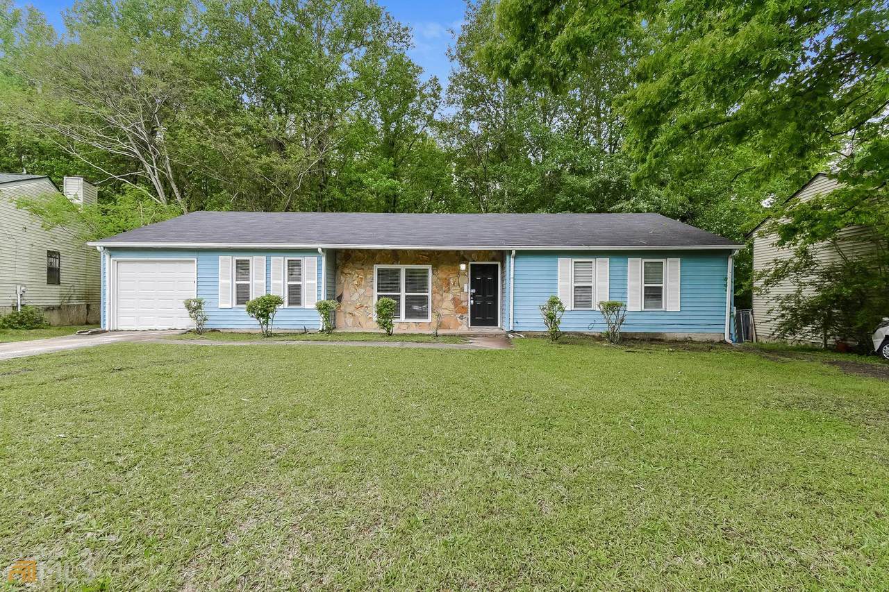 7055 Birling Drive - Photo 1