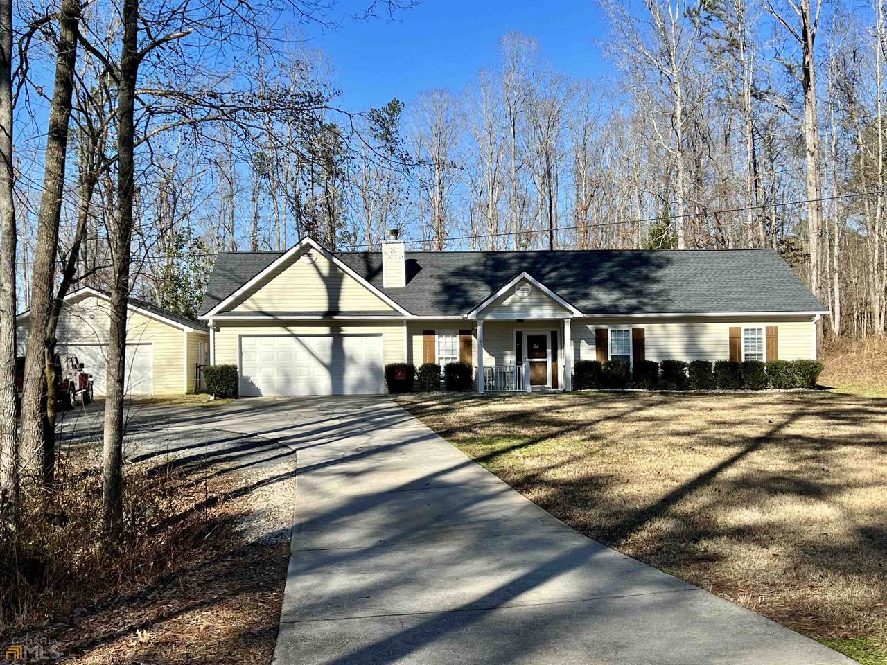 83 Howard Hughes Road - Photo 1