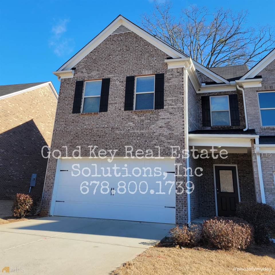 202 Britt Drive - Photo 1