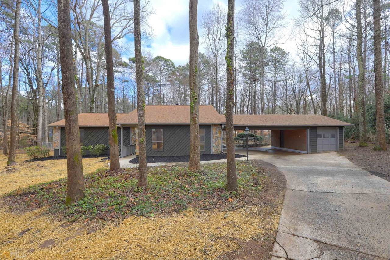 285 Huntington Court - Photo 1