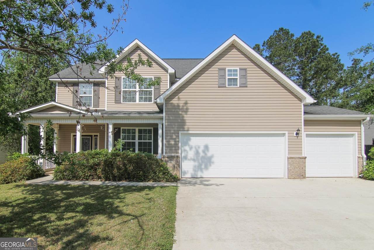 203 Christopher Luke Circle - Photo 1