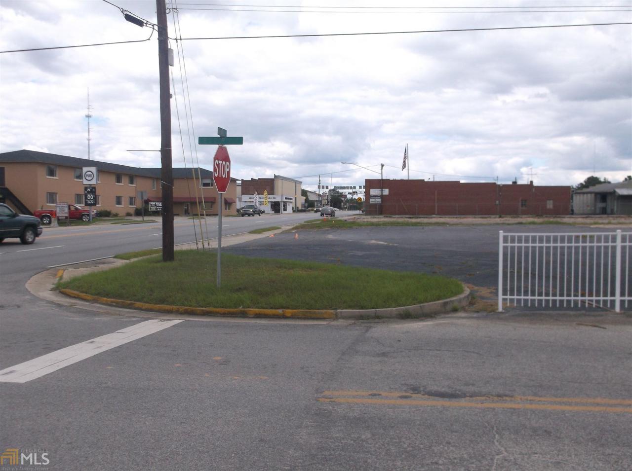 12 Duval - Photo 1