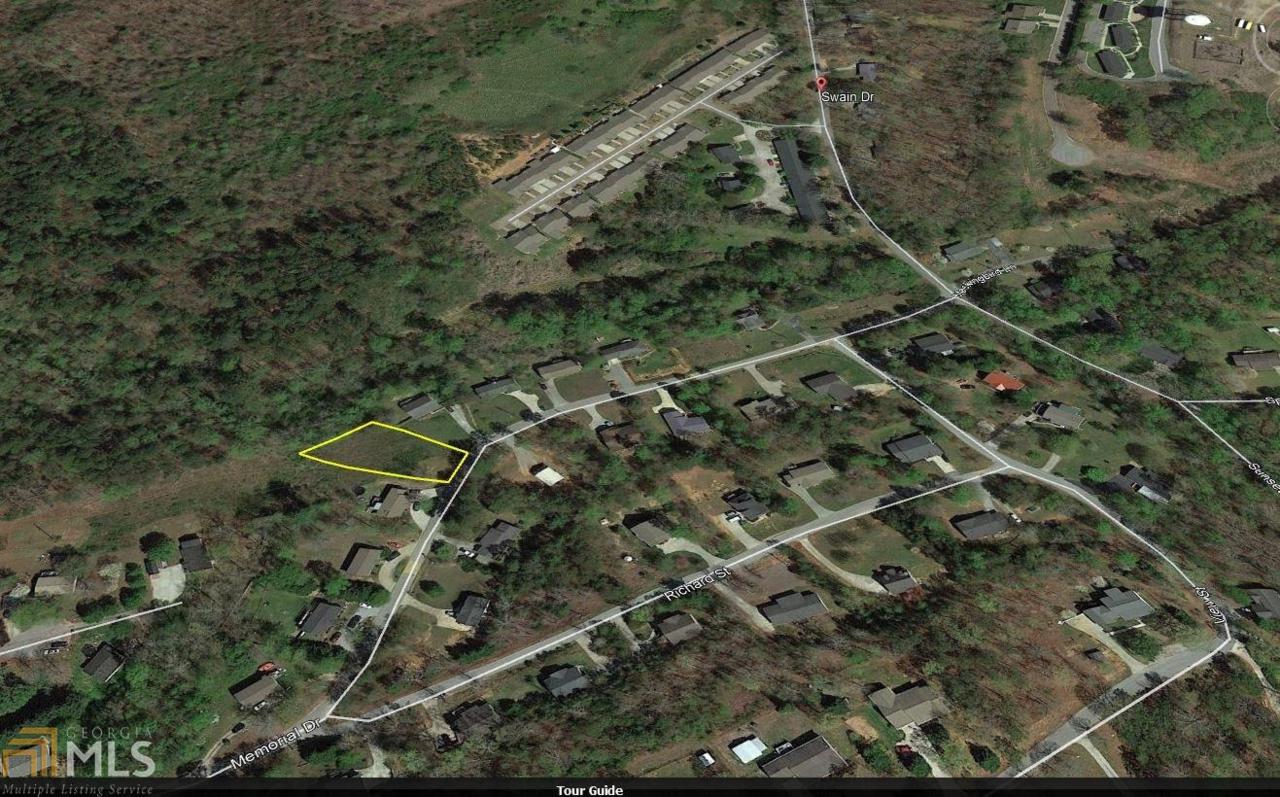 400 Memorial Dr - Photo 1