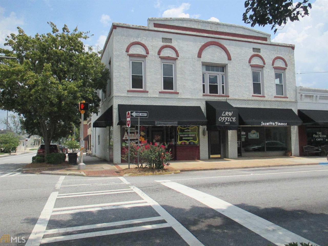 201 S Center St - Photo 1