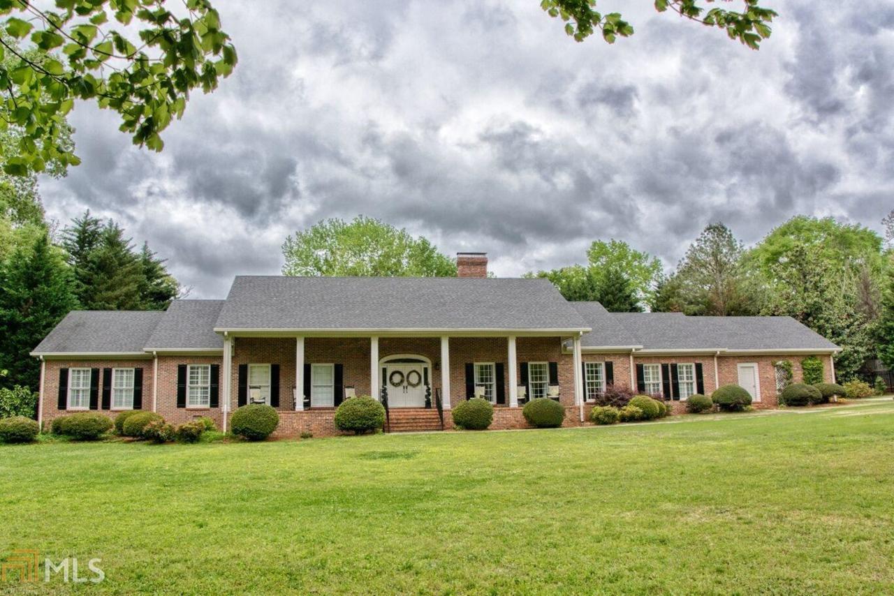 103 Briarwood Dr - Photo 1