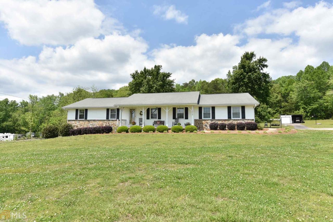 1515 Dahlonega Hwy - Photo 1