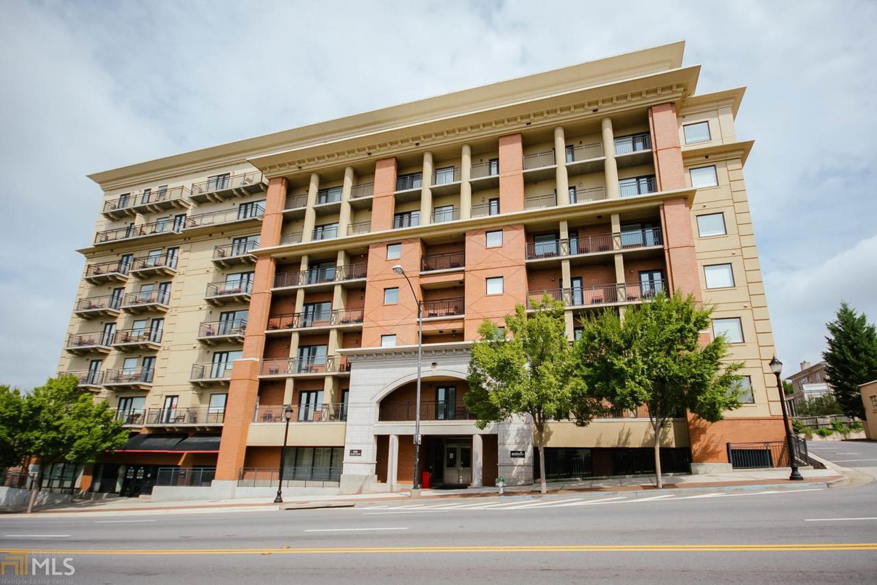 250 W Broad St - Photo 1