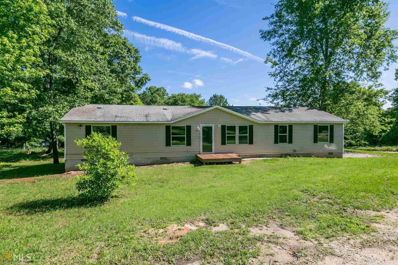1070 River Woods Dr - Photo 1