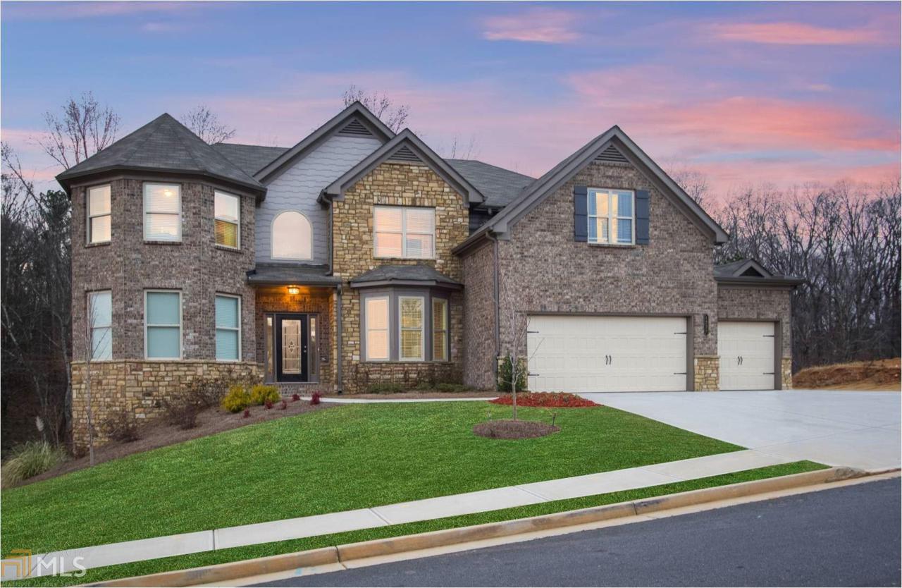 4025 Mayhill Cir - Photo 1