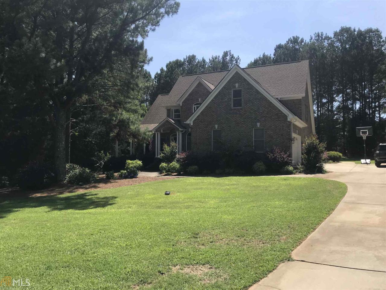 1095 Walton Cir - Photo 1