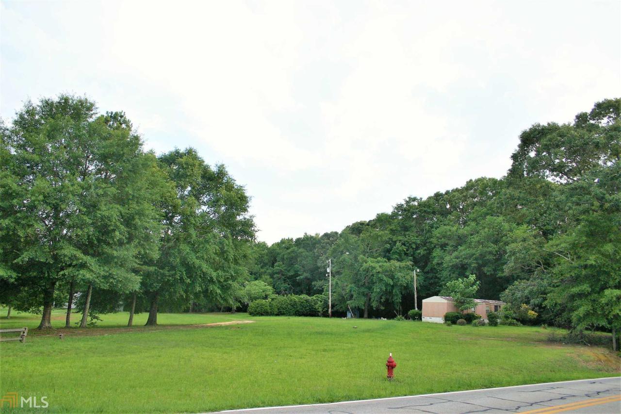110 Newnan Rd - Photo 1