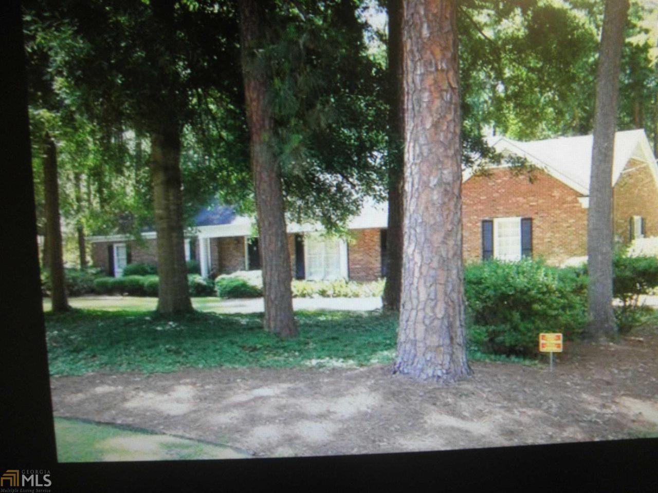 112 Woodlawn Dr - Photo 1