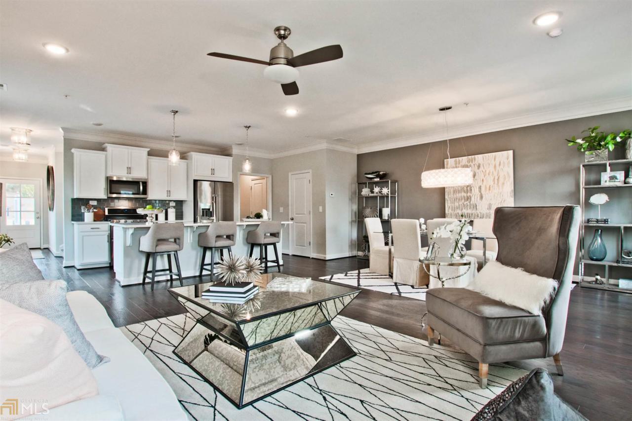 1017 Rohner Way - Photo 1