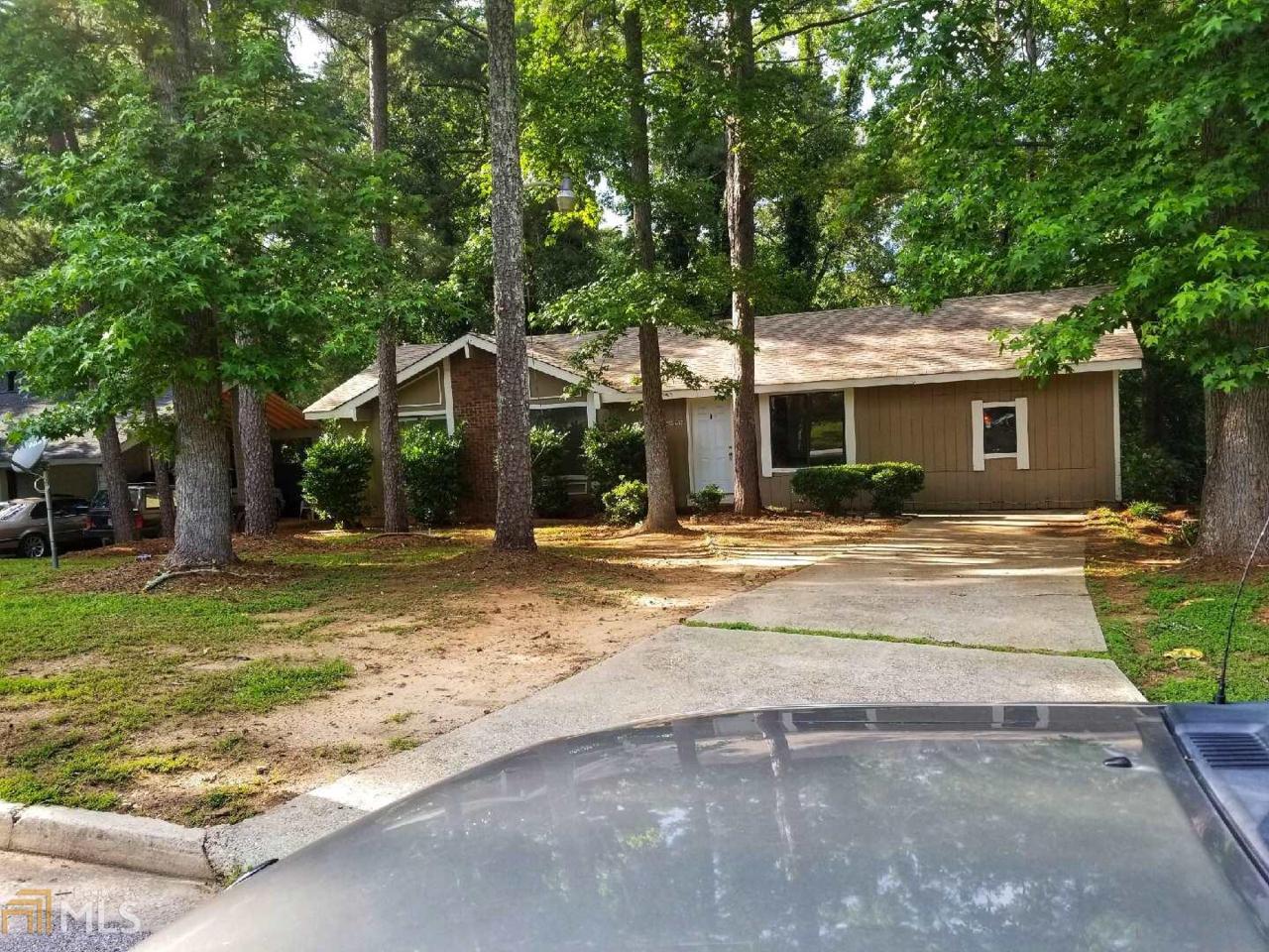 2970 Woodfield Dr - Photo 1