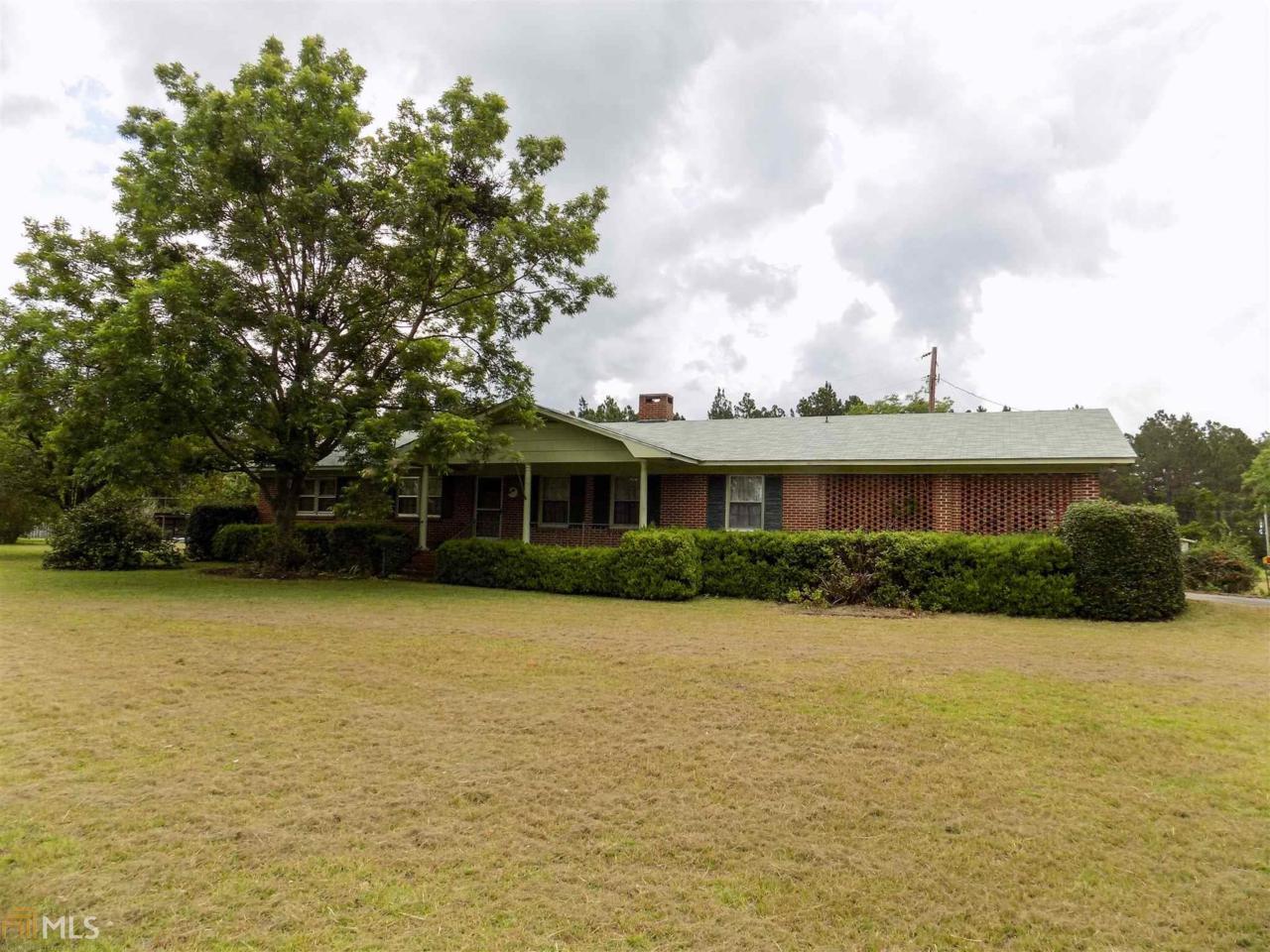 595 Highway 441 - Photo 1