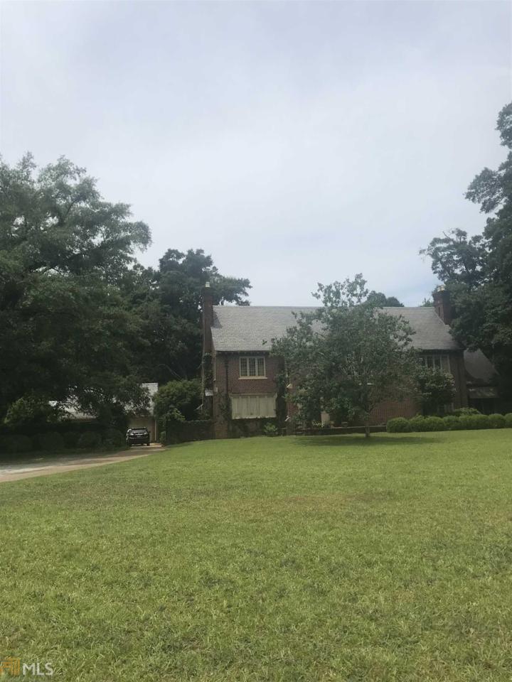300 Poplar Dr - Photo 1
