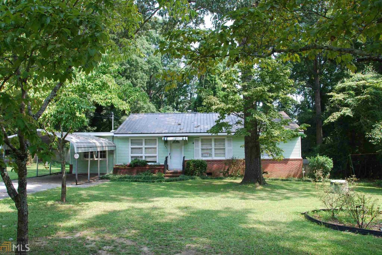 103 Pine Ave - Photo 1