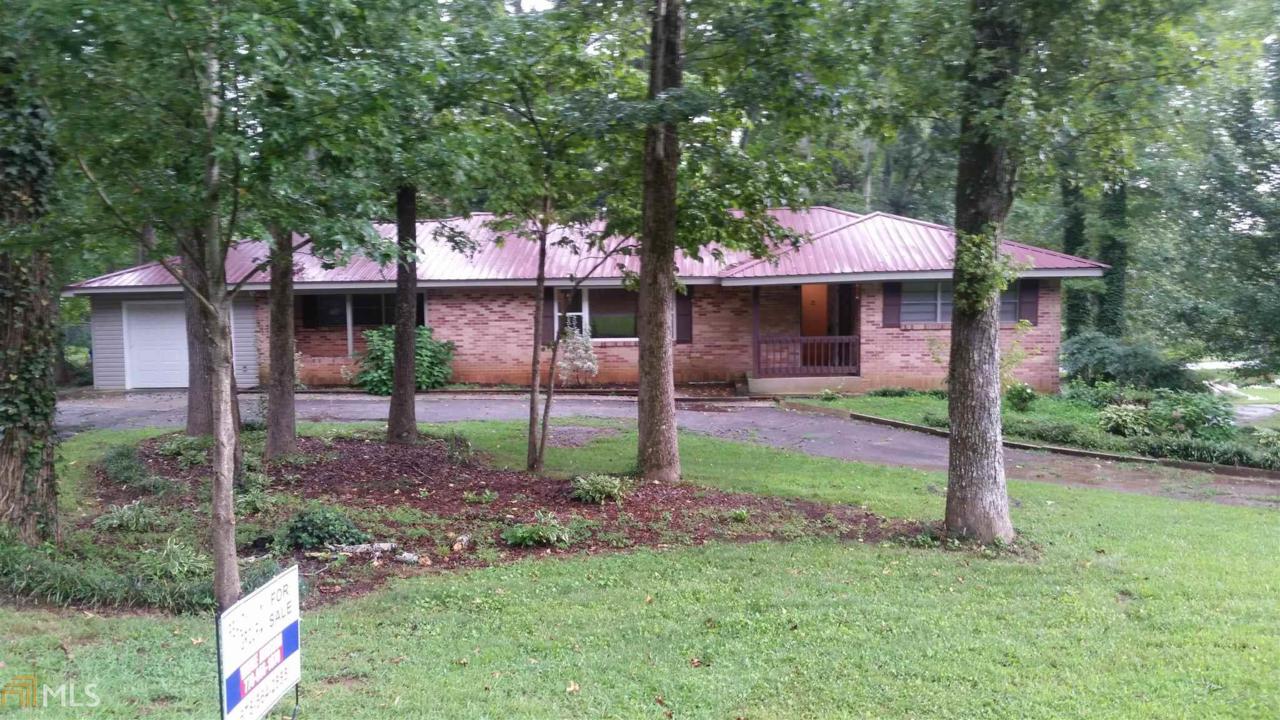 86 Center St - Photo 1