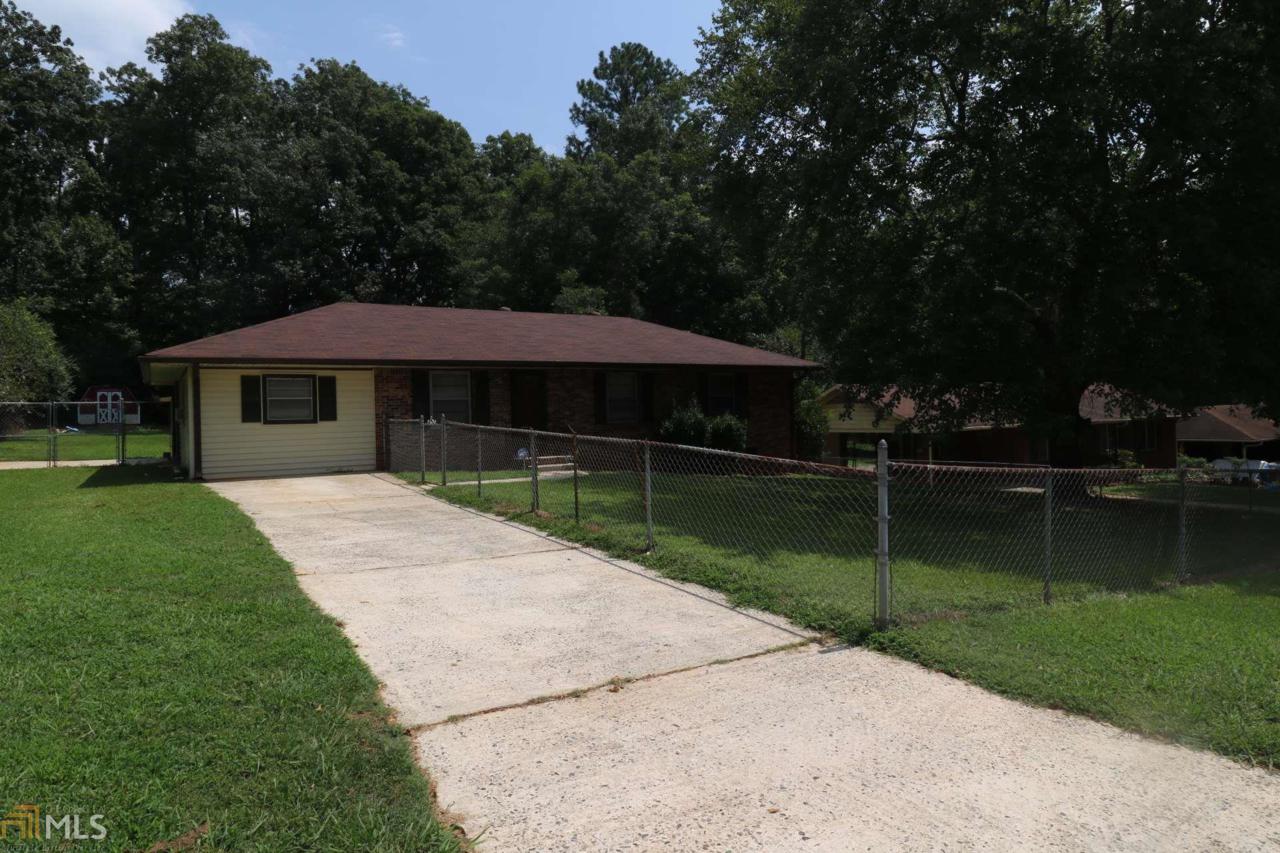6398 Fairlane Dr - Photo 1