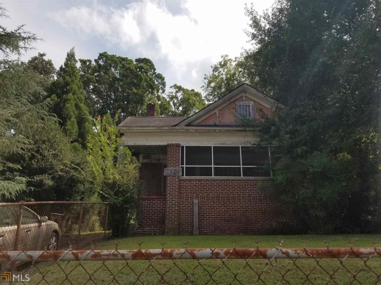 1561 Glenwood Ave - Photo 1