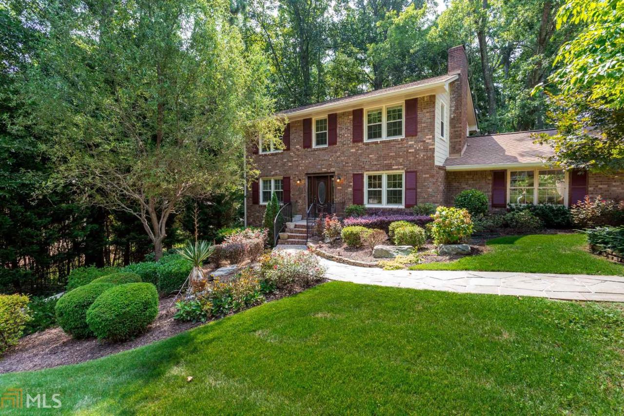 340 Knoll Woods Ter - Photo 1