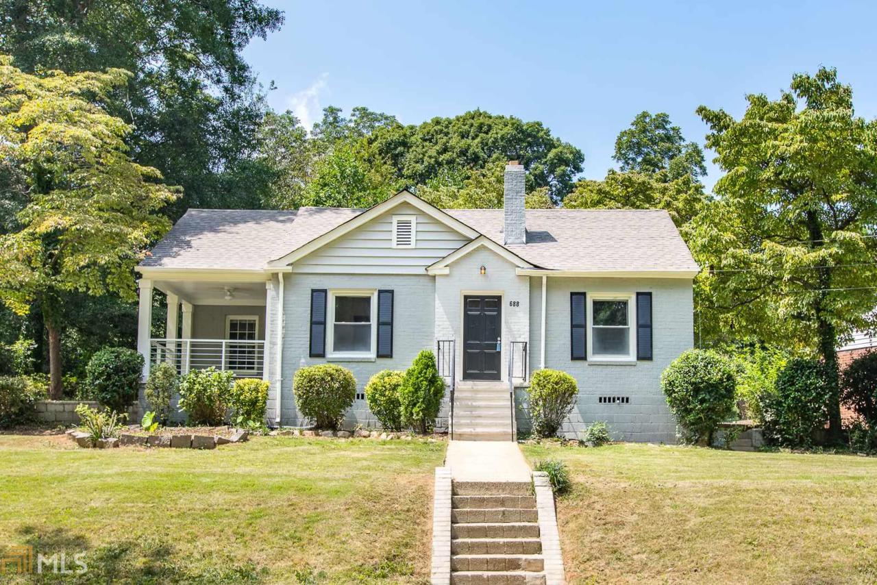 688 Campbell Cir - Photo 1