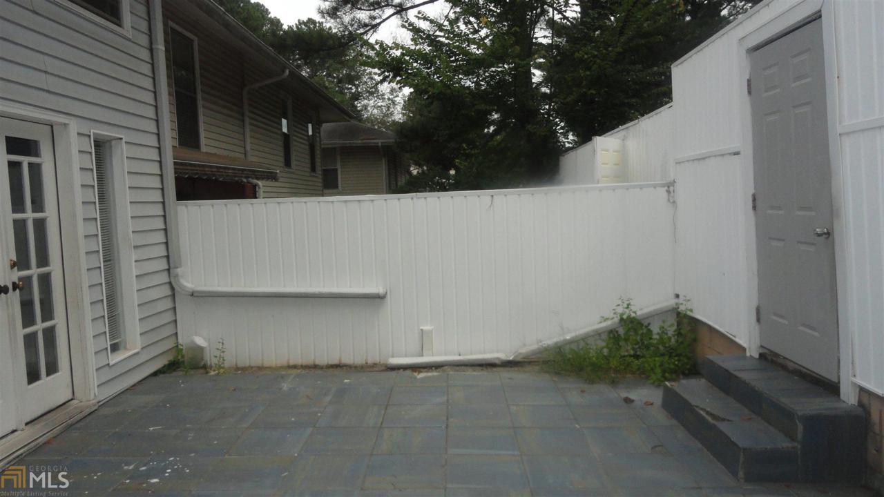 4350 Idlewood - Photo 1