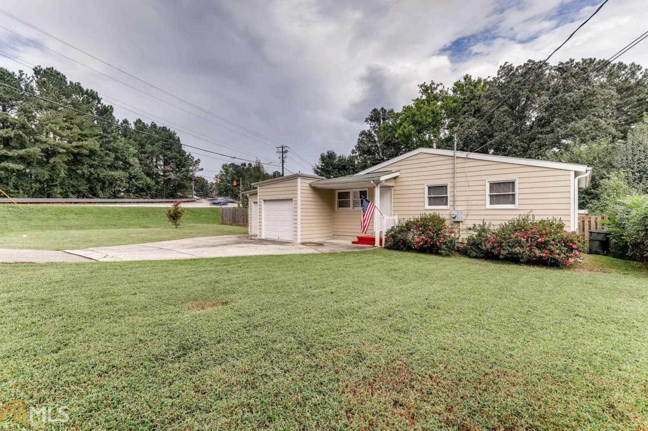 3243 Clairwood Ter - Photo 1