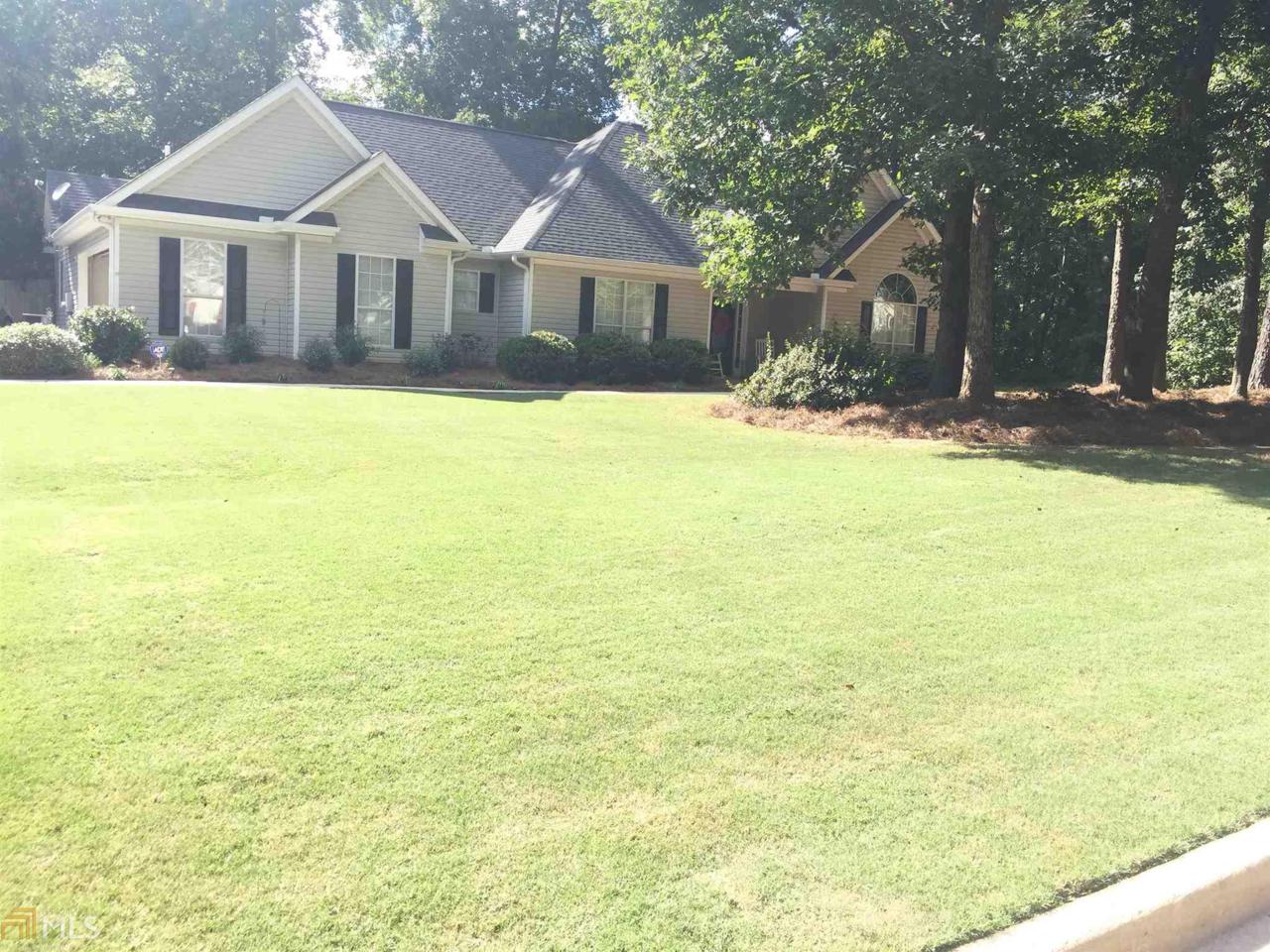 126 Oakwood Trl - Photo 1