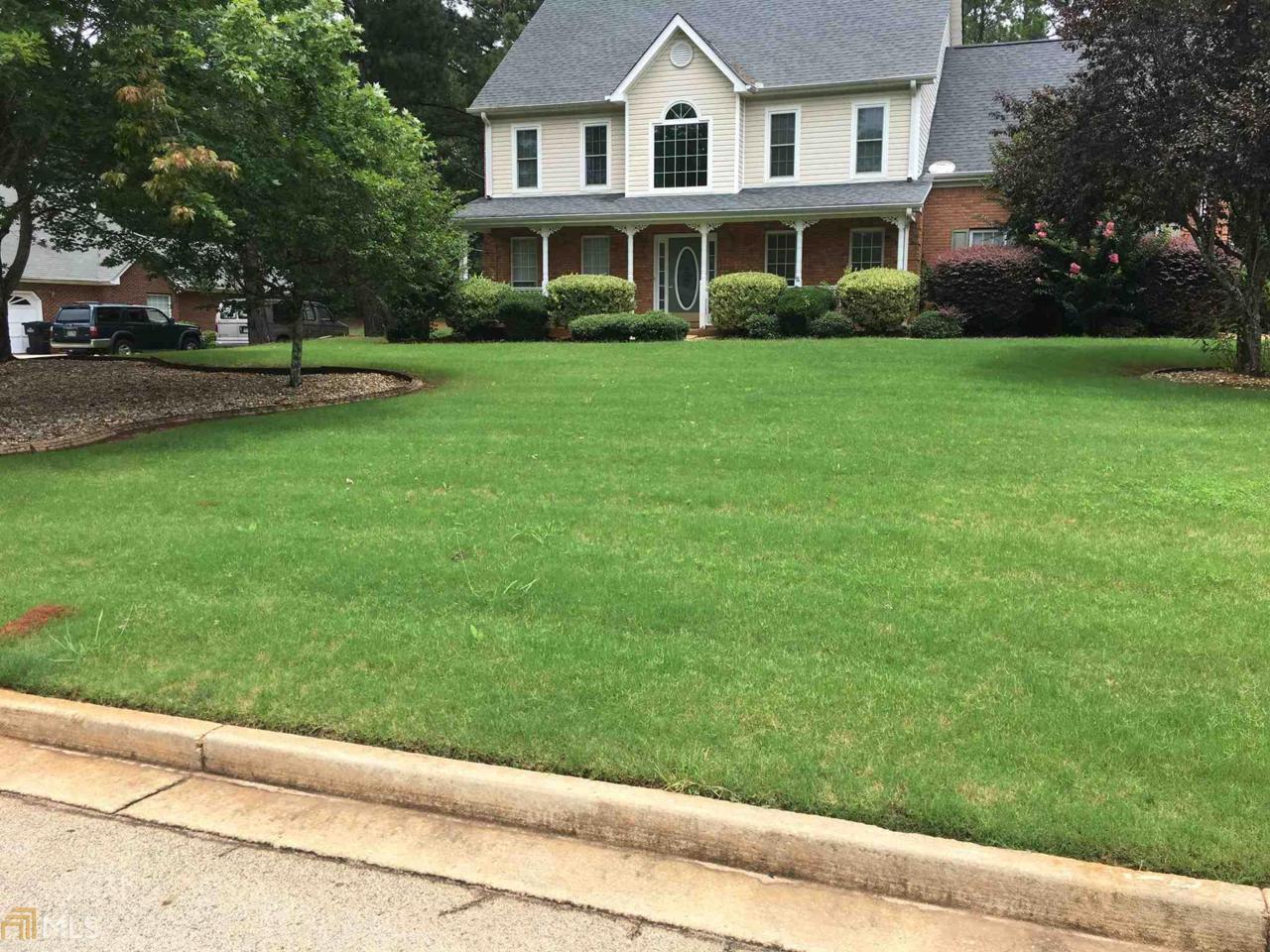 210 Brook Hollow - Photo 1