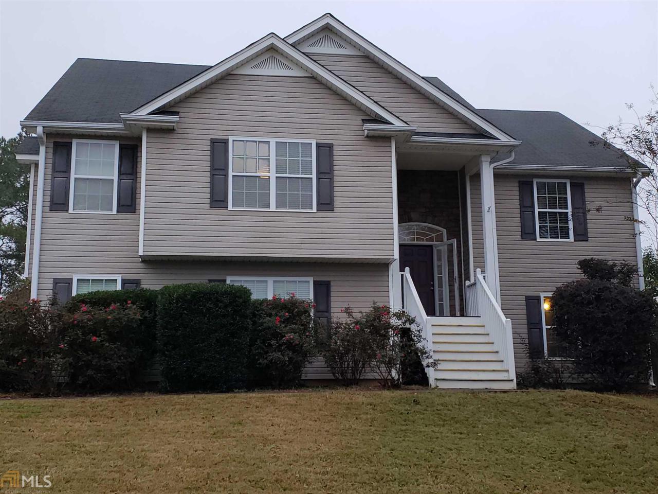 476 Kyles Cir - Photo 1