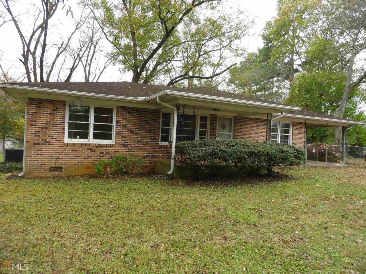 145 Benson St - Photo 1