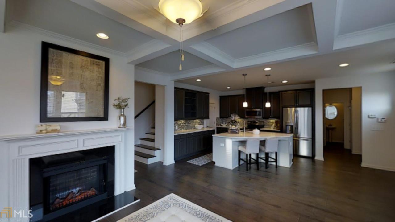 294 Avalon Sq - Photo 1