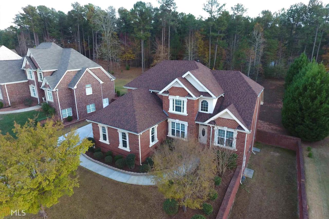 2512 Sycamore Dr - Photo 1