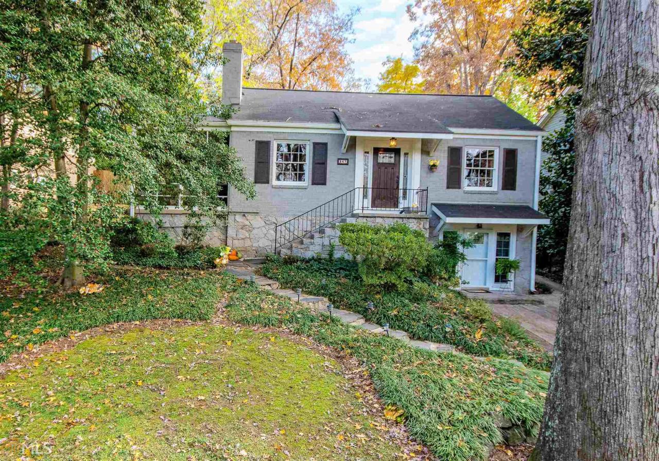 247 Chelsea Dr - Photo 1
