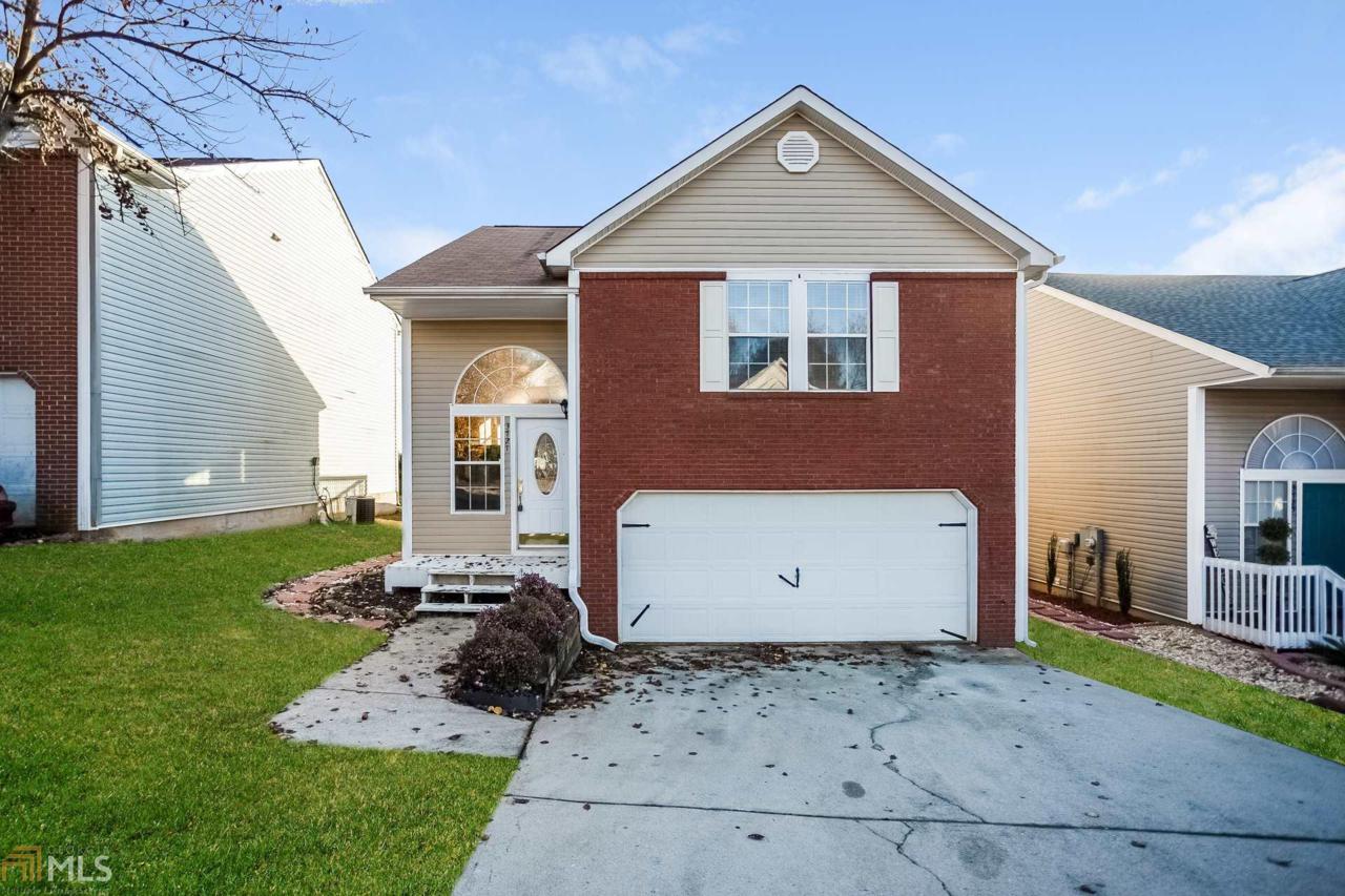 3721 Longview Dr - Photo 1