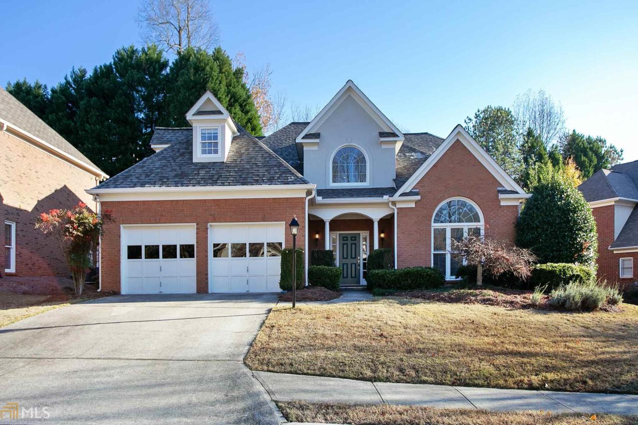 4654 Glenshire - Photo 1