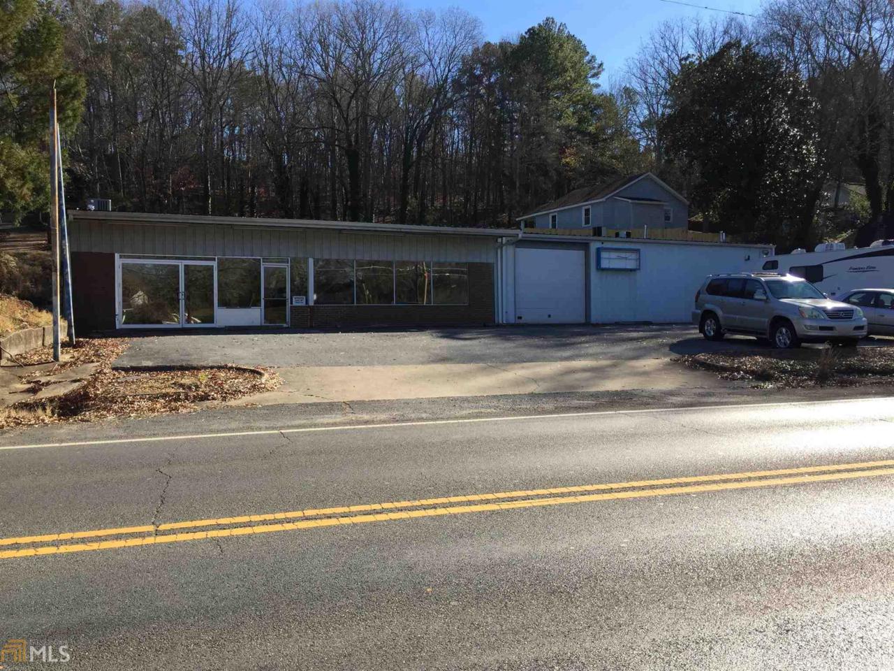 3123 Maple Rd - Photo 1