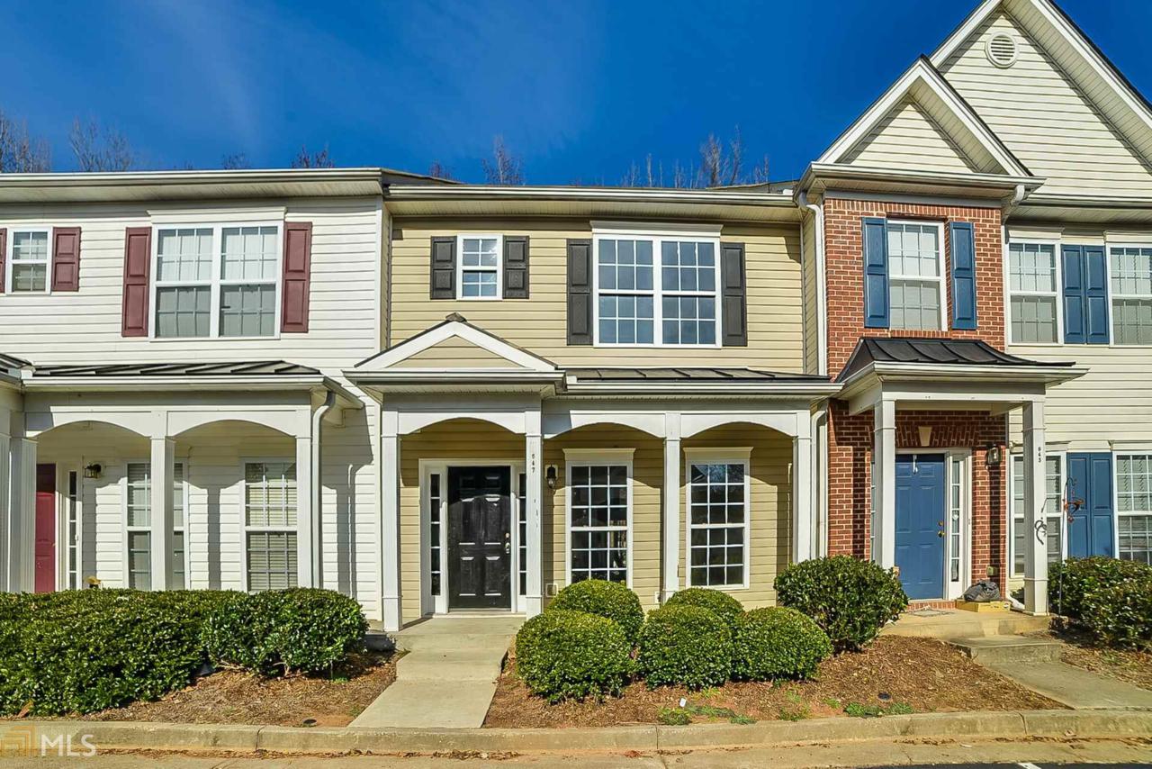 647 Kenridge Dr - Photo 1