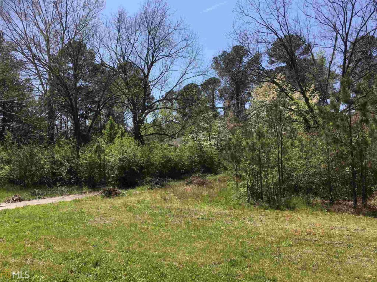2963 Parkwood Rd - Photo 1