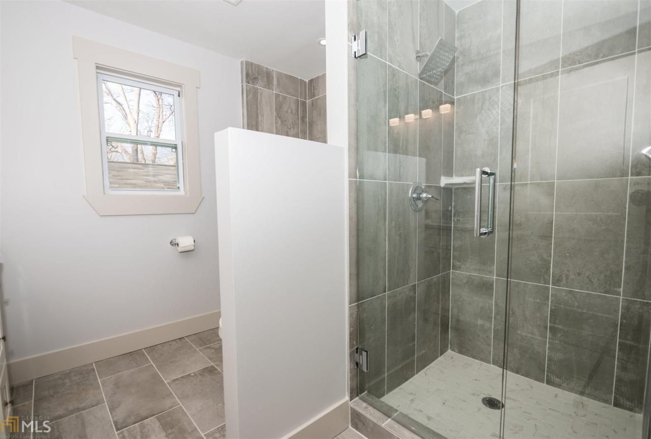 150 Racine - Photo 1