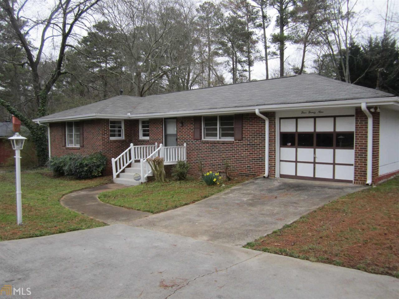 429 Hairston - Photo 1