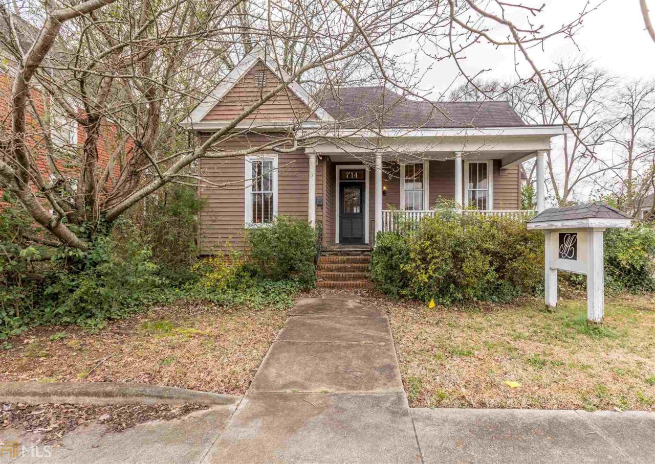 714 E 2nd Ave - Photo 1