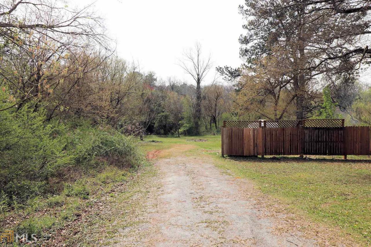 2925 Hall Dr - Photo 1
