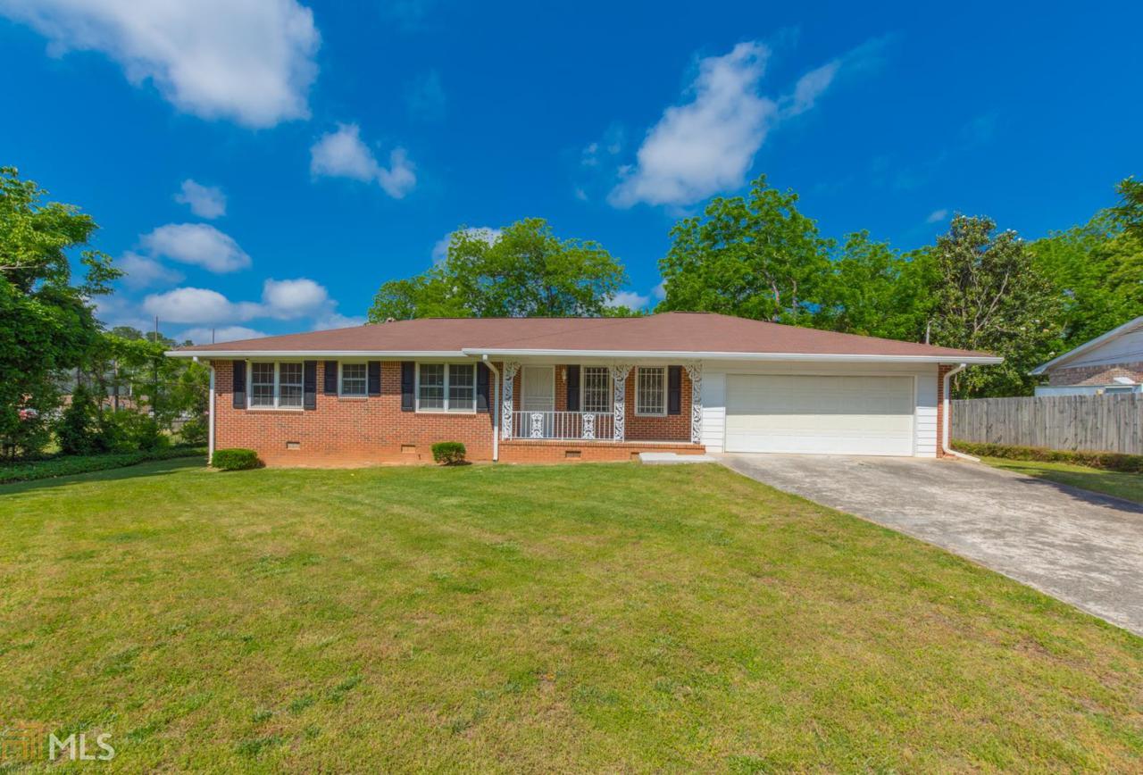 1495 Thompson Pl - Photo 1