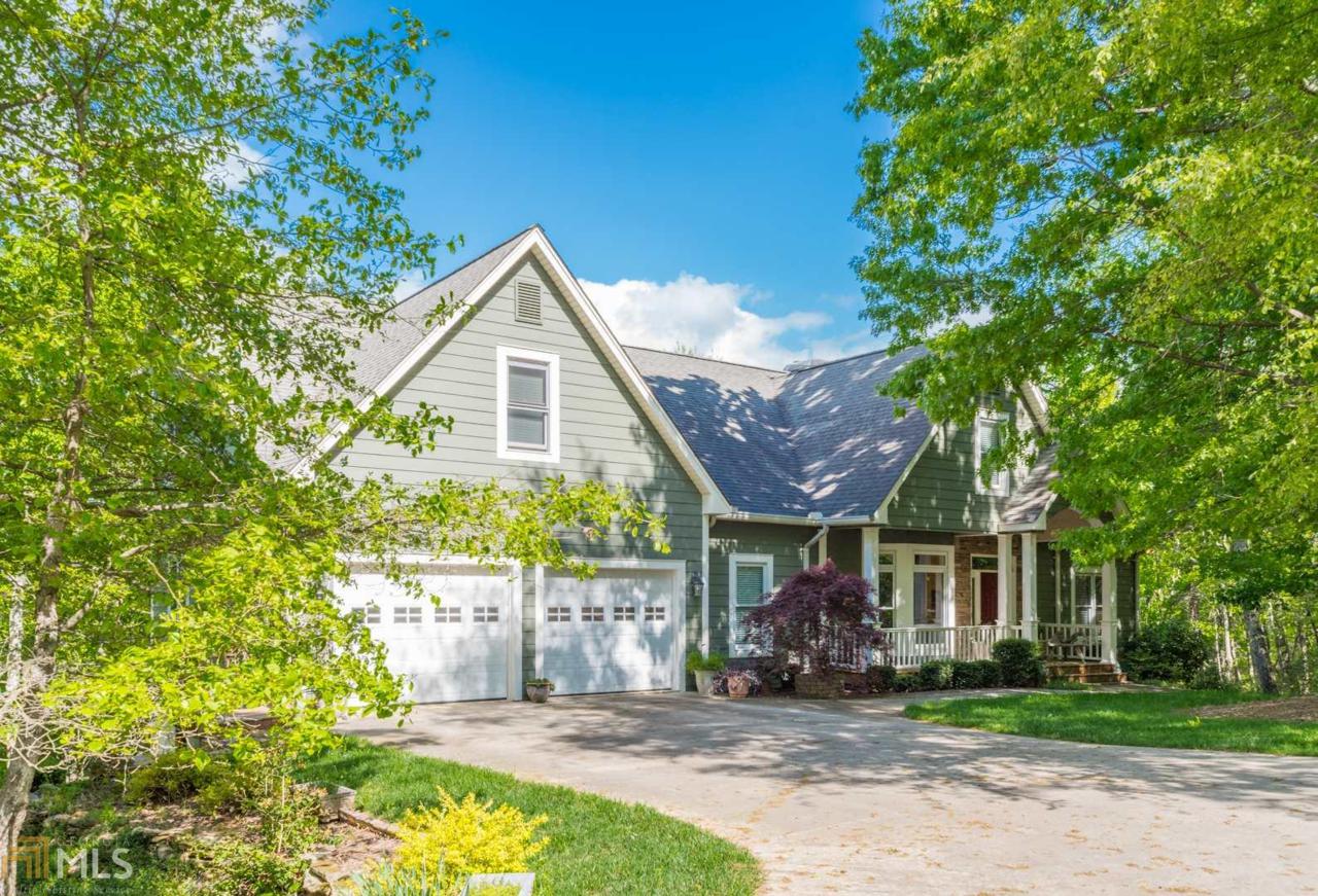 329 Highlands Dr - Photo 1